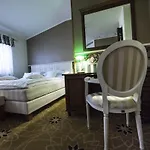 Golden Royal Boutique & Hotel 4*