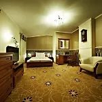 Golden Royal Boutique & Hotel 4*