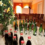 Golden Royal Boutique & Hotel