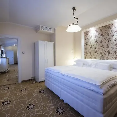 Golden Royal Boutique & Kosice