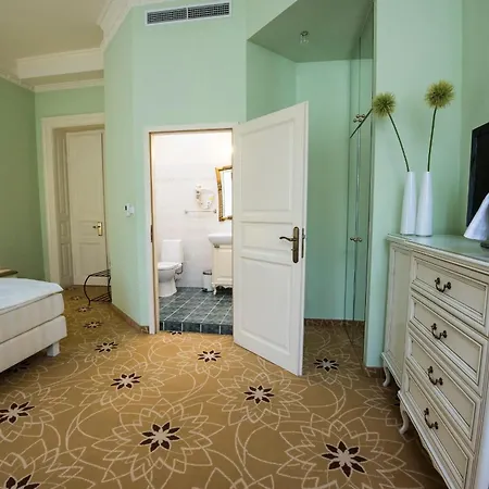 Golden Royal Boutique & 4* Kosice