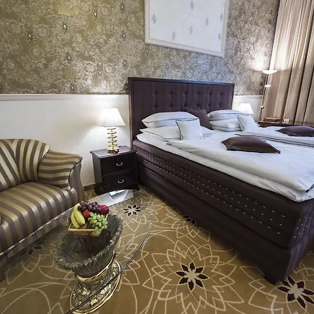 Golden Royal Boutique & فندق 4*