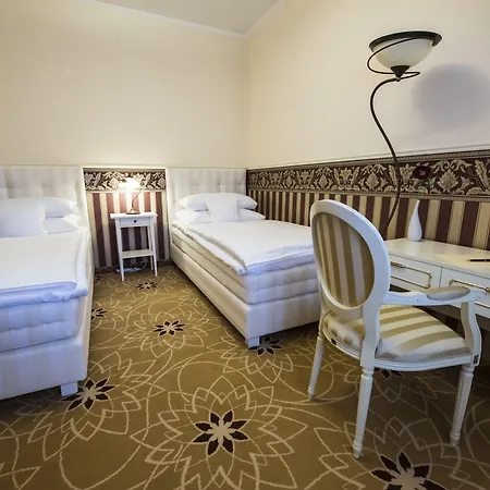 Golden Royal Boutique & Hotel