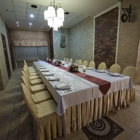 Отель Golden Royal Boutique &
