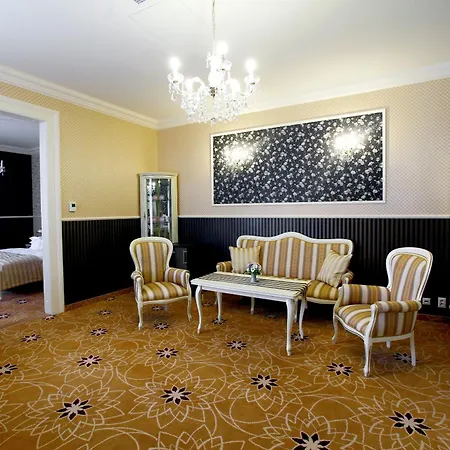 Golden Royal Boutique & 4* Кошице