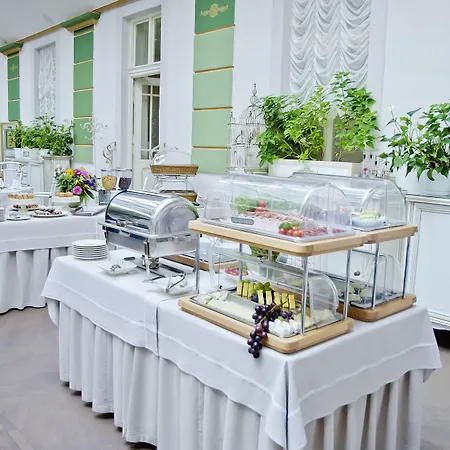 Golden Royal Boutique & Отель Кошице