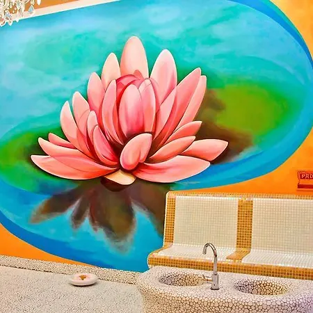 Golden Royal Boutique & Hotel 4*