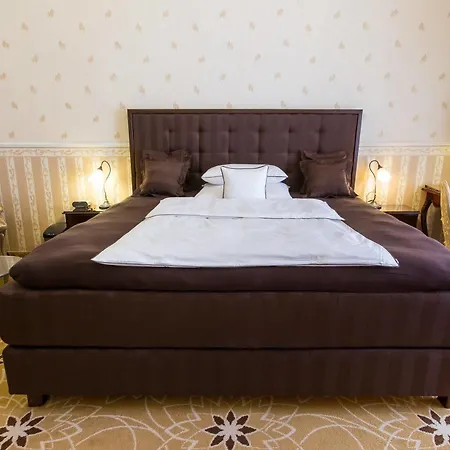 Golden Royal Boutique & Hotel 4*