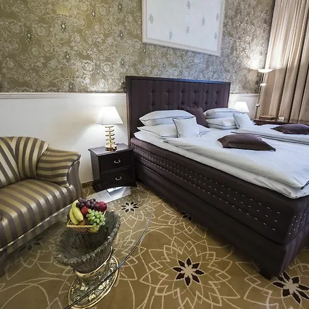 Hotel Golden Royal Boutique &